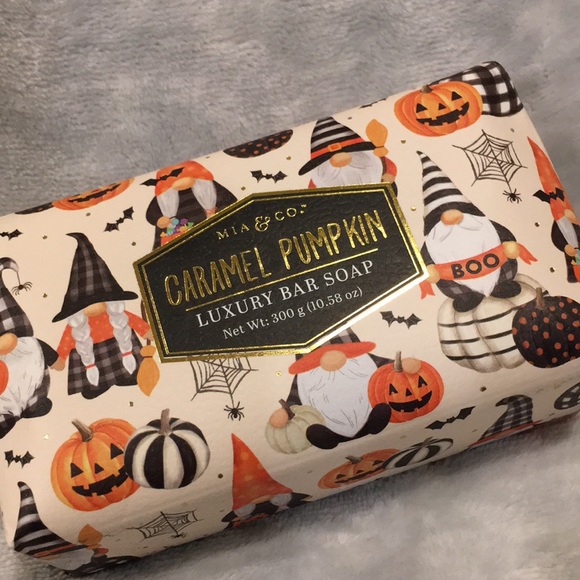 Halloween Pumpkin Scented Carmel Pumpkin Luxury Hand Soap Bar by Mia & Co. NWT - Picture 12 of 12